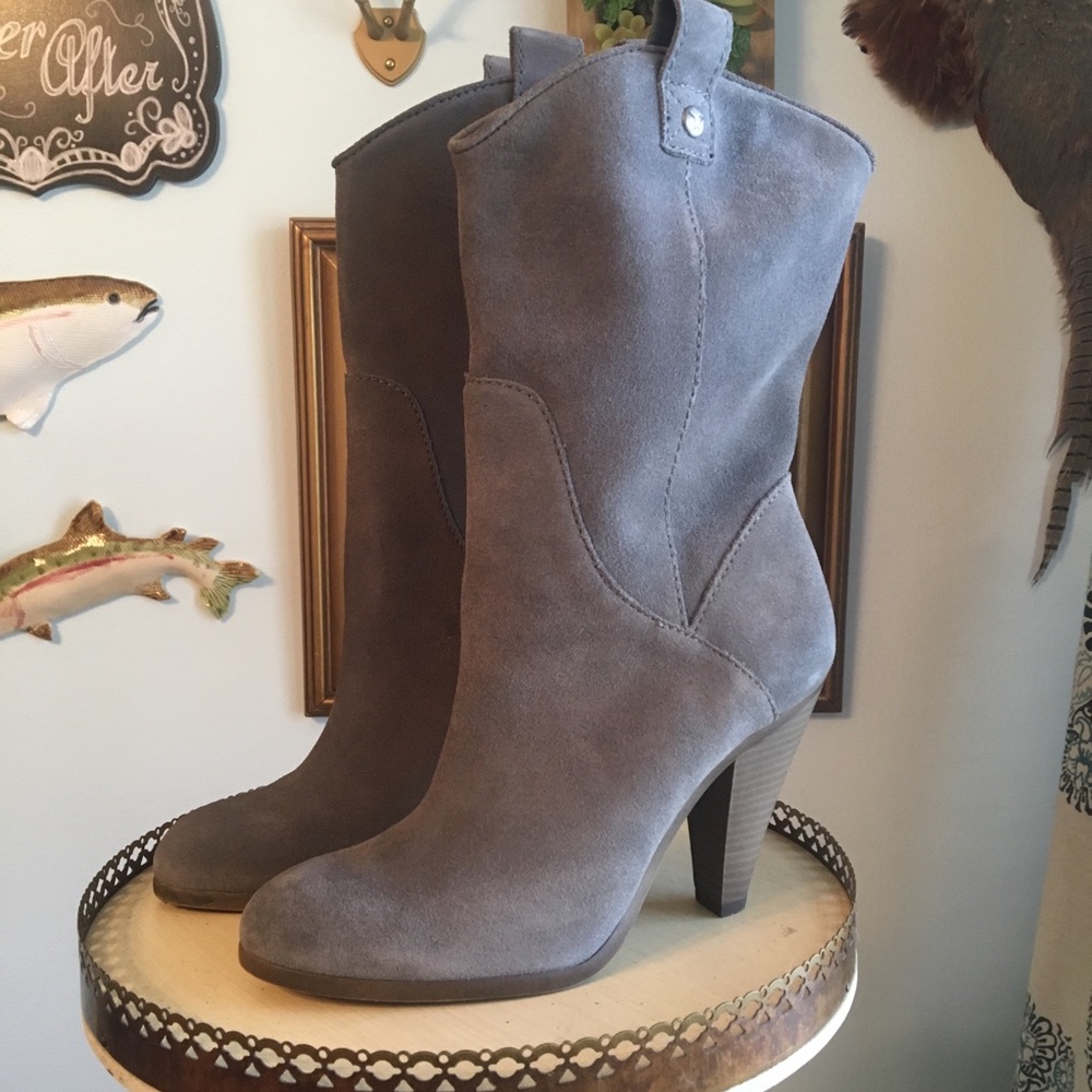 American Eagle Outfitters Graduate grey suede boot